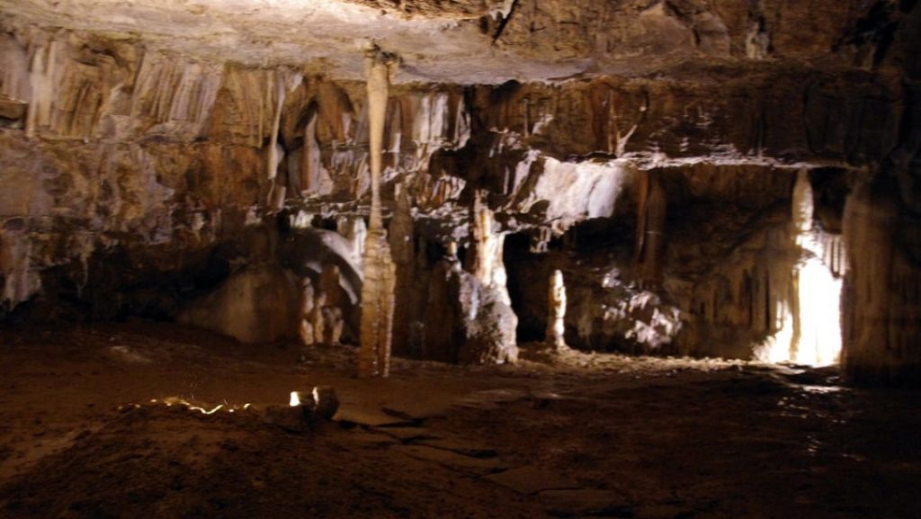 Khangkhui Mangsor Cave Manipur
